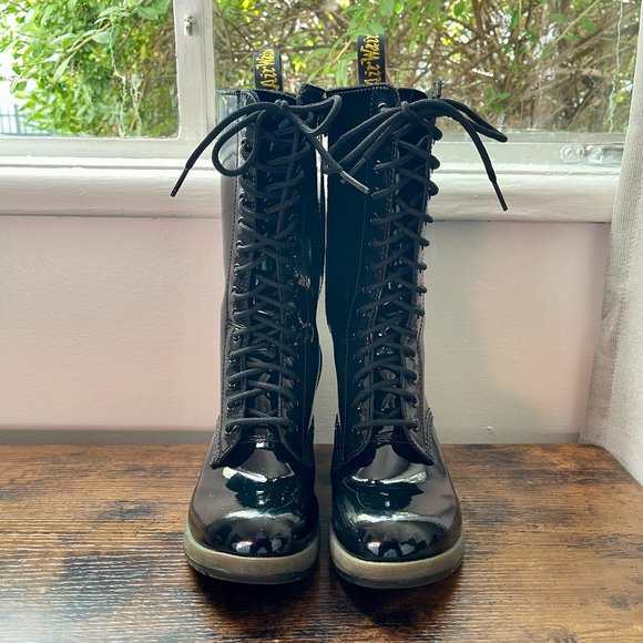 VTG Dr Marten "Dee" Patent Leather Heeled Mid Calf Boots US size 8 (EU39/UK6) - Picture 3 of 14
